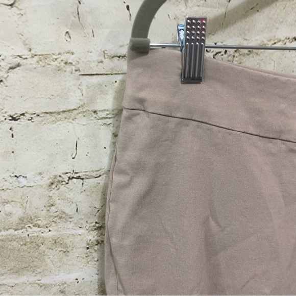 Marla Wynne Beige Khaki Essential Crepe Knit Crop Pant Cloud Stretch Pull - Picture 2 of 5